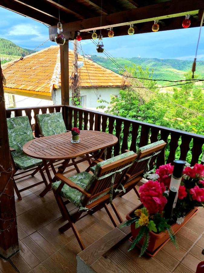 Arts Guest House -Beautiful Villa For 6 Persons Veliko Tarnovo Ngoại thất bức ảnh